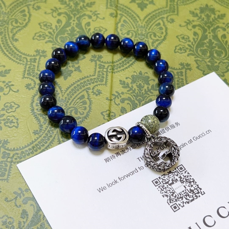 G*u*i bracelets